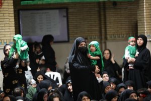 برگزاری مراسم «شیرخوارگان حسینی» در شهر اندیشه