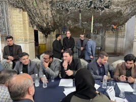 برپایی میز خدمت قضایی با حضور دادستان شهرستان شهریار در نمازجمعه شهر اندیشه
